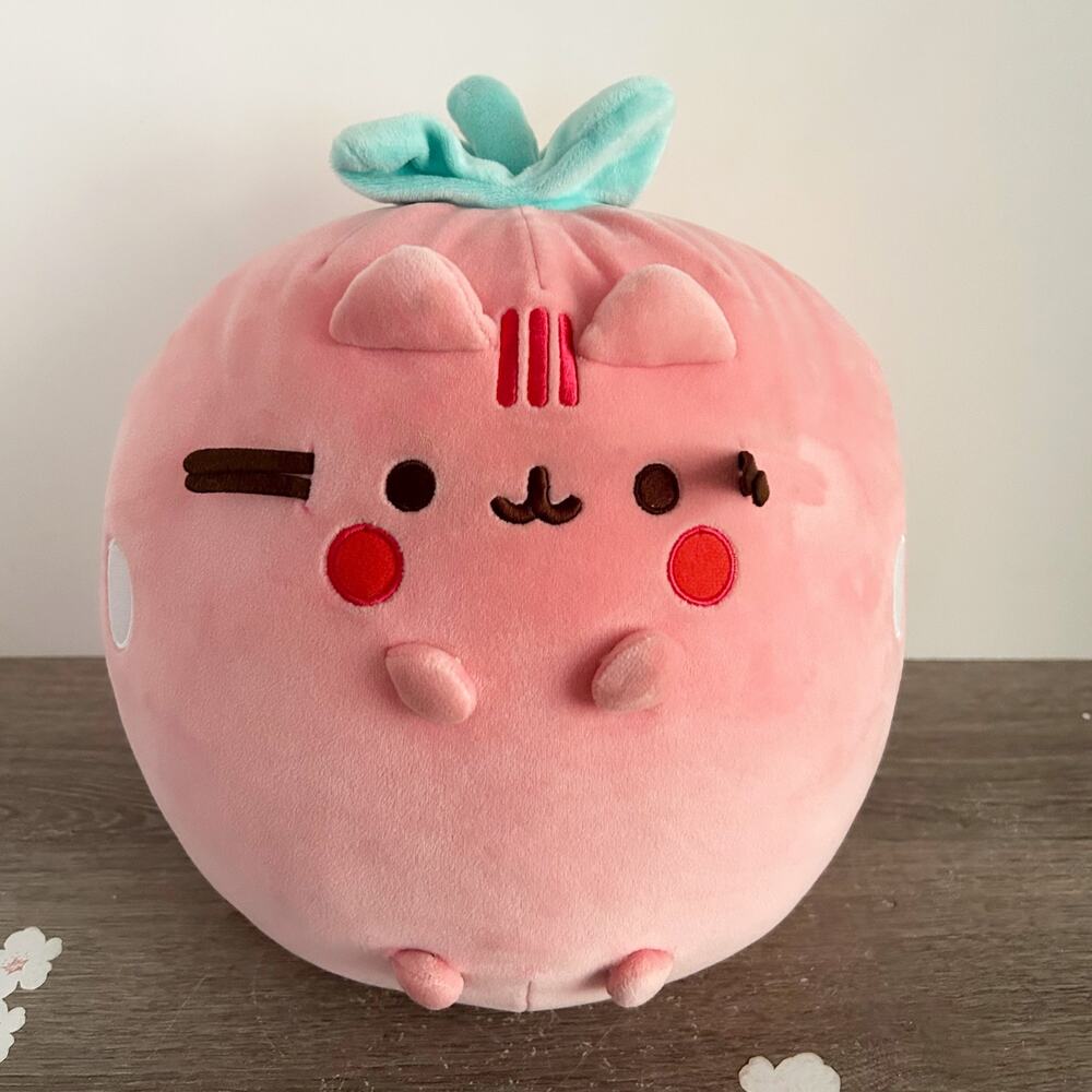 GUND PUSHEEN STRAWBERRY SCENTED SQUISHEEN Plushie 11-Inch Cat Stuffed Toy EUC